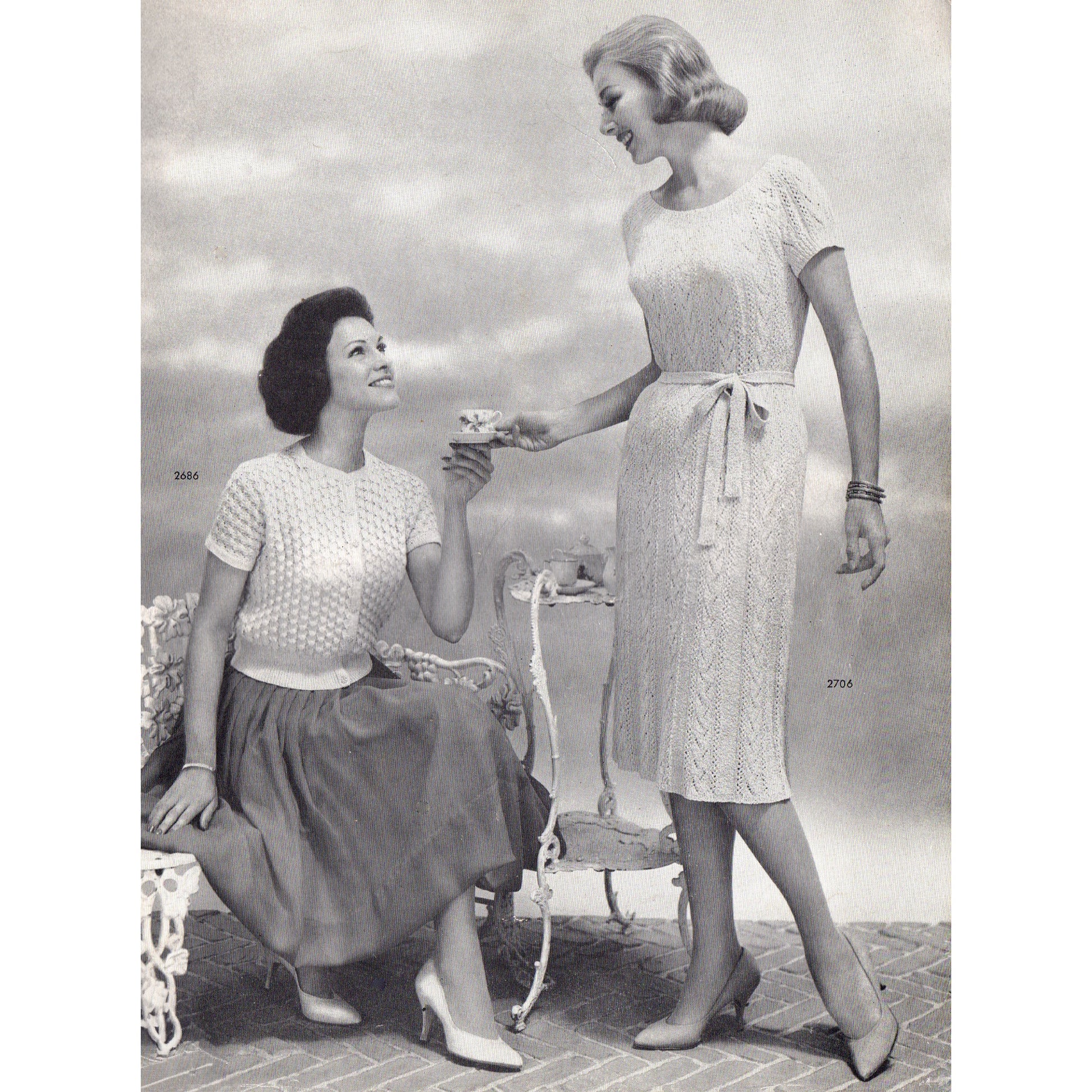 vintage knitting patterns download Day17Vintage B1075 Bear Brand Easy to Knit Fashions for Resort and Sport Vol. 358